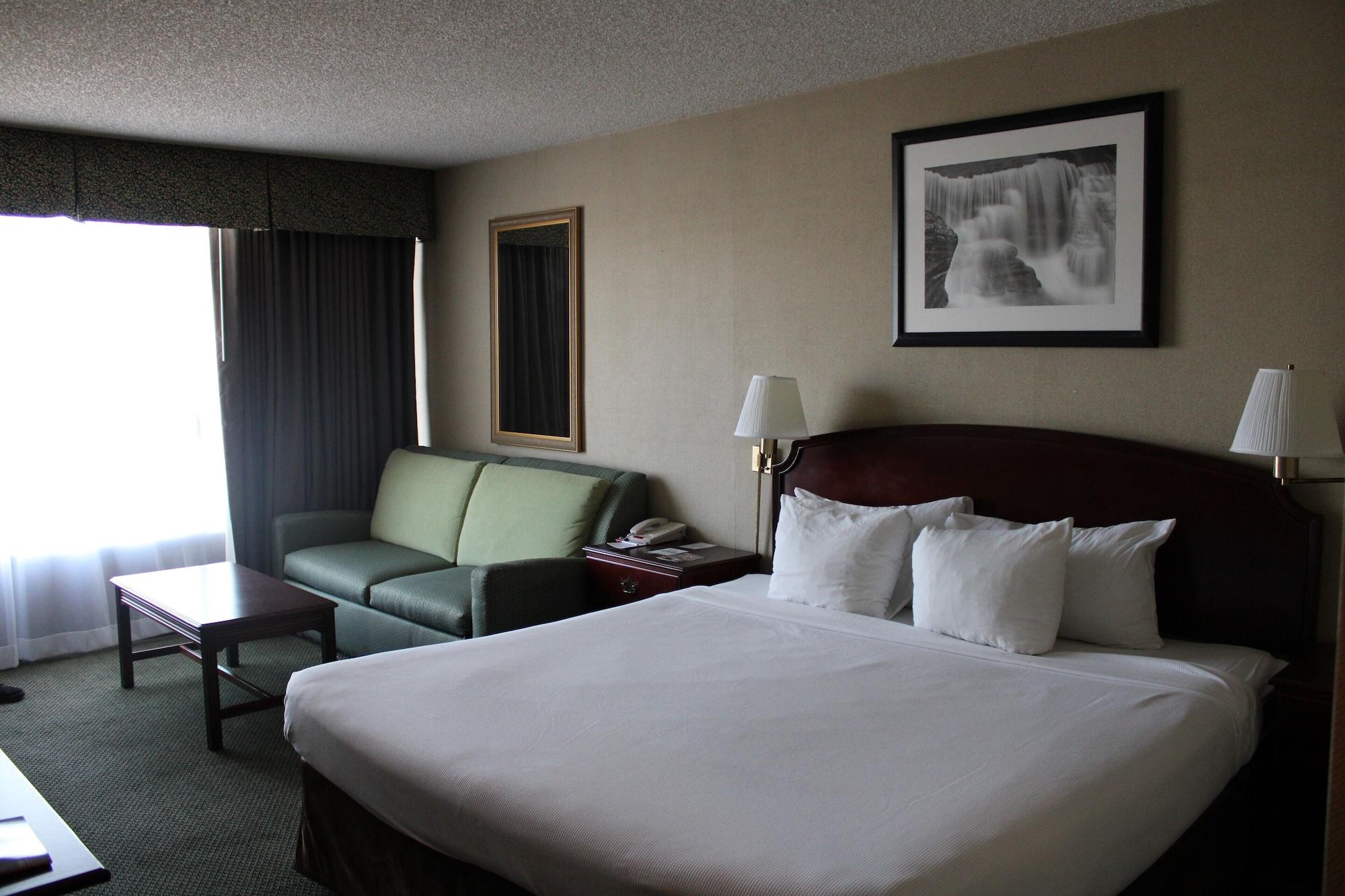 Ramada By Wyndham Reno Hotel & Casino Esterno foto